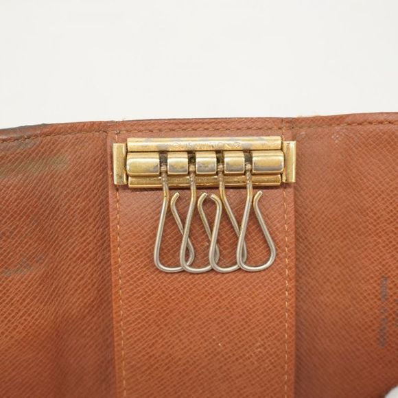 Louis Vuitton Key Case Monogram Multicles 4 M69517 Brown Ladies - Picture 9 of 10